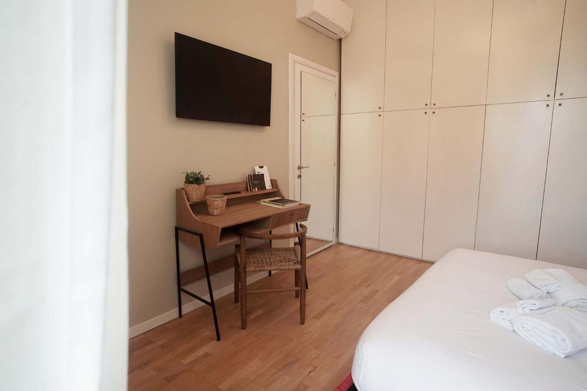 Lovely Apartments In The Hearth Of Brera By Rentopolis Milano Exteriör bild
